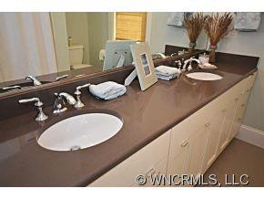 114 Holland Street - Photo 17