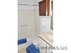 205 Abbey Circle - Photo 8
