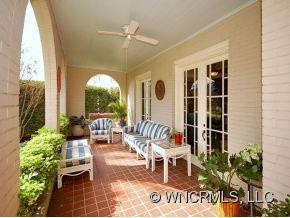 98 Kimberly Avenue - Photo 2