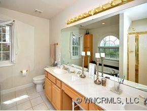 24 HUNTINGTON CHASE - Photo 16