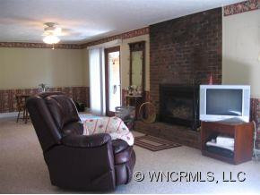 103 Ray Hill Road - Photo 7