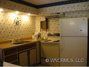 103 Ray Hill Road - Photo 8
