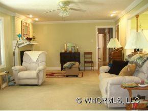 103 Ray Hill Road - Photo 10