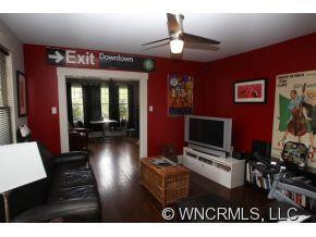 64 Pearson Drive - Photo 3