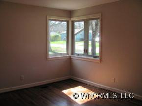 114 Robinson Ave. - Photo 12