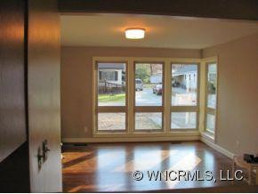 114 Robinson Ave. - Photo 8