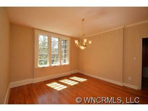 18 The Circle - Photo 11