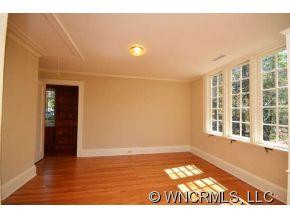 18 The Circle - Photo 14