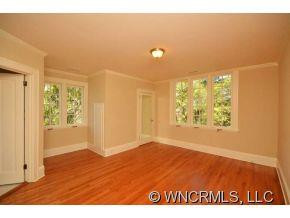 18 The Circle - Photo 19