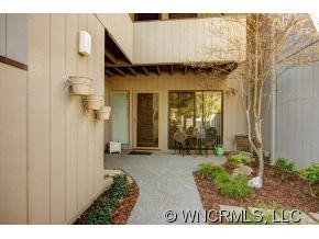 17 Lakemoor Lane - Photo 2