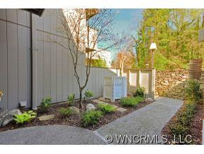 17 Lakemoor Lane - Photo 3