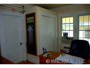 201 Pine Avenue - Photo 8