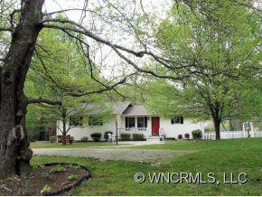 30 LAKE DRIVE - Photo 2