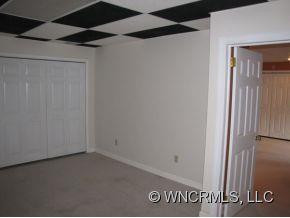 30 LAKE DRIVE - Photo 13