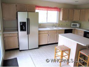 30 LAKE DRIVE - Photo 4