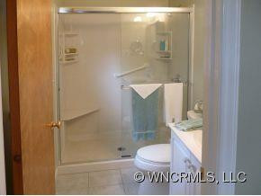 396 Viewcrest Drive - Photo 16