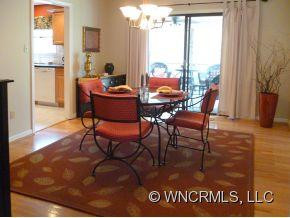396 Viewcrest Drive - Photo 7
