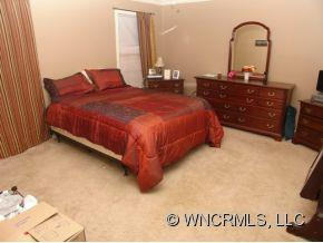 123 Howell - Photo 12