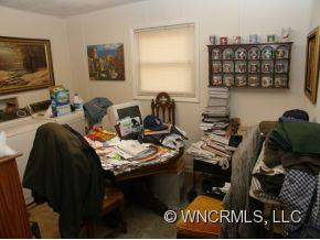 299 Northeast Ave - Photo 3