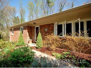 35 DOGWOOD ROAD - Photo 2