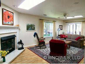 787 West St. John's Way - Photo 4