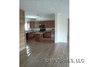 121 Honeybear Lane - Photo 8