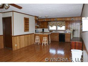916 McKinney Cove - Photo 4