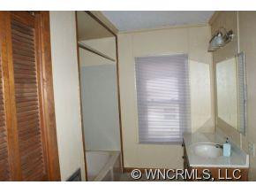 916 McKinney Cove - Photo 6