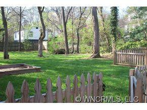 122 Murdock Ave - Photo 3