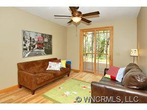 28 Sunny Ridge Drive - Photo 18