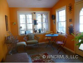 93 Pershing - Photo 10