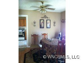 537 Riceville Road - Photo 18