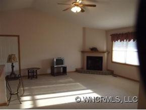 145 Pinellas Lane - Photo 4