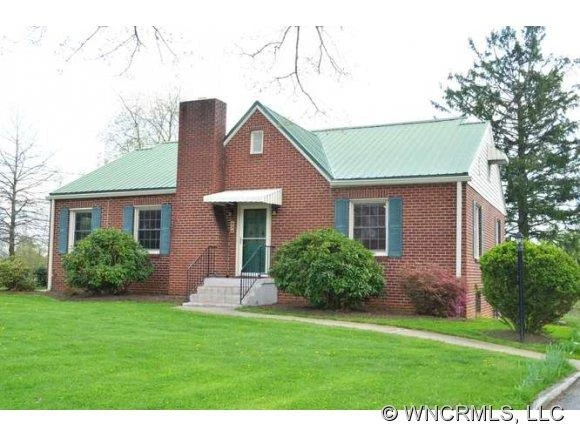 858 Sand Hill Road