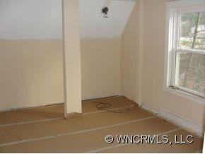 169 LAUREL LOOP - Photo 10