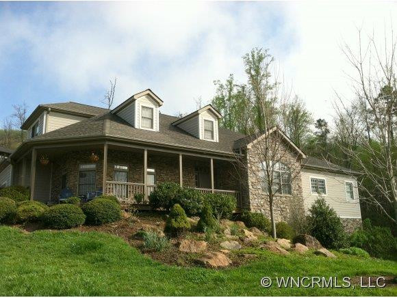 1901 Bearberry Lane