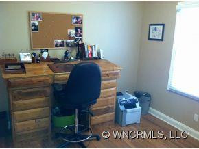 1901 Bearberry Lane - Photo 18