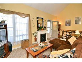 15 Sleepy Hollow Lane - Photo 2