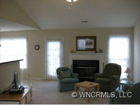218 Meadow Pathway - Photo 4