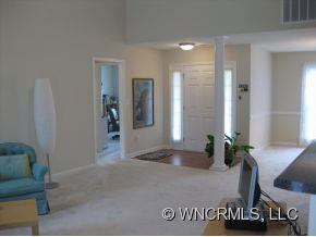218 Meadow Pathway - Photo 7