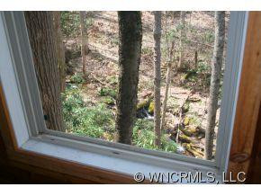 552 Summit Dr - Photo 14