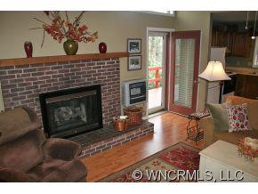 552 Summit Dr - Photo 5