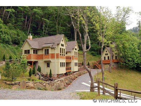 16 & 18 Highwoods Drive