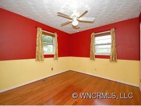 1 DAVLYN DRIVE - Photo 6