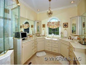 312 MOUNTAIN VALLEY DRIVE - Photo 9