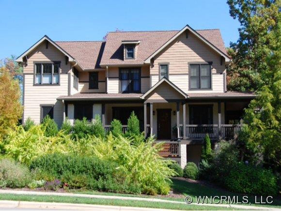526 PINCHOT DRIVE