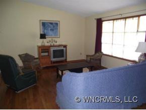 307 Melissa Way - Photo 13