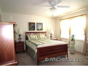 133 Spring Drive - Photo 12
