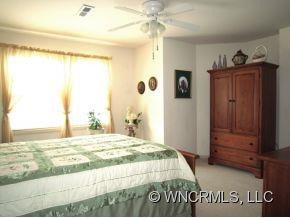 133 Spring Drive - Photo 13