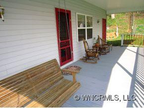 133 Spring Drive - Photo 17